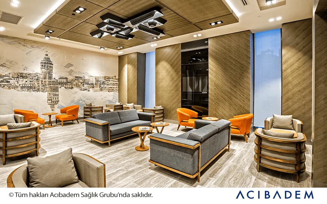 Patient and family waiting lounge at Acibadem Altunizade Hospital