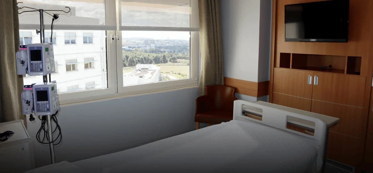 Patient room and campus view at Anadolu Medical Center in Gebze